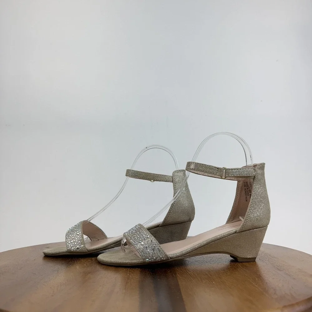 Big Kids‎ Nordstrom Gia Silver Rhinestone Ankle Strap Wedge Sandals Size 3 Y GUC